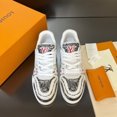 Louis Vuitton Sneakers